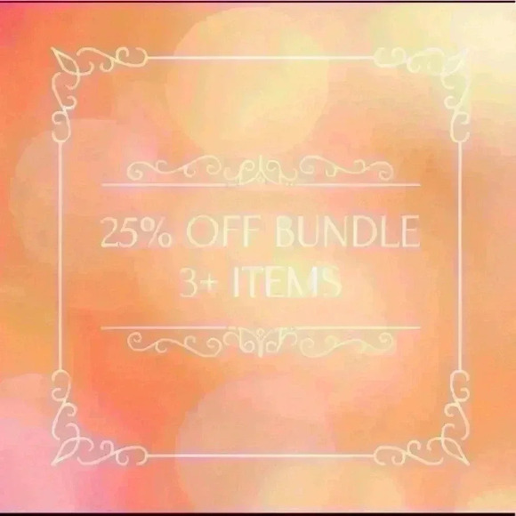 Beautiful red leggings - Picture 3 of 3